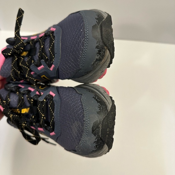New Balance Women's 510v5 Trail Running Shoe Thunder/Pink Size 7.5 - Picture 5 of 11